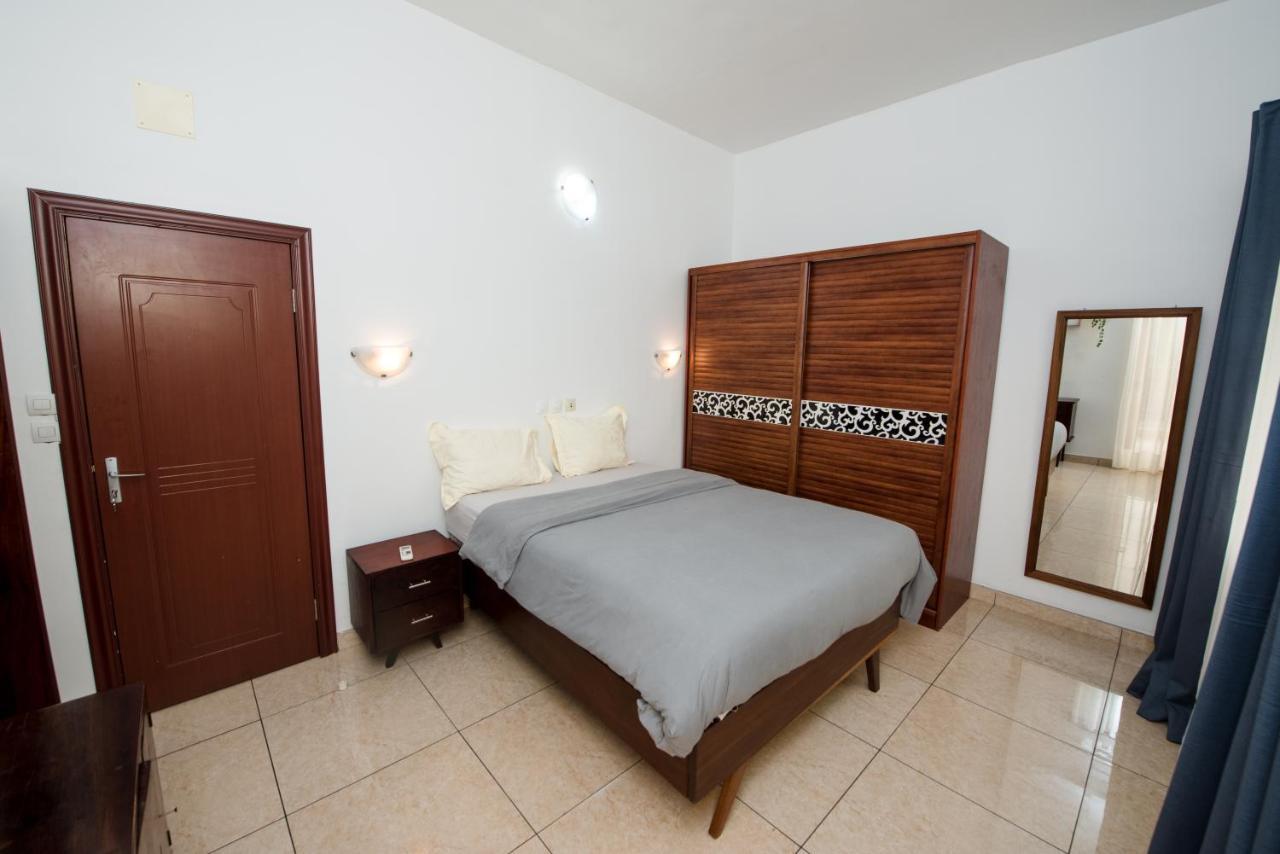 Appartement Charmant Et Lumineux Πουάντ-Νουάρ Εξωτερικό φωτογραφία